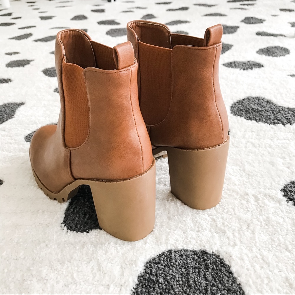 5āļø /HOWLER/ Tank Chunky Heel Lug Boot - Picture 10 of 11